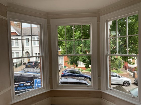 Choosing the Right Finish for Timber Sash Windows